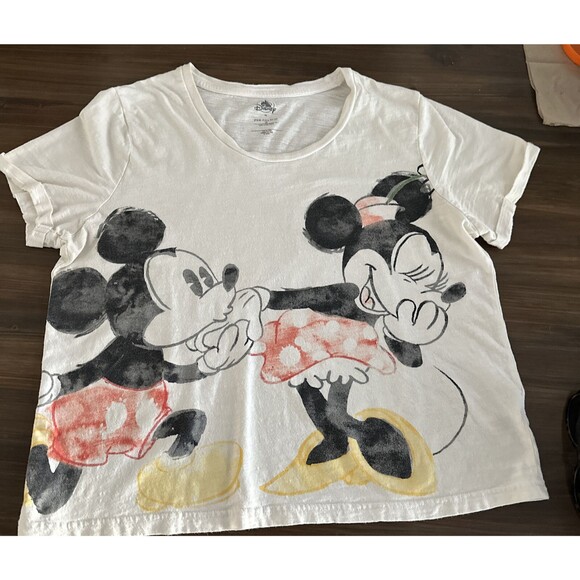Disney Mickey And Minnie T Shirt Size M. #cutemouses - Picture 1 of 4